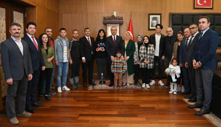 Başkan Güngör: “Gençlerimize İnancımız Tam”