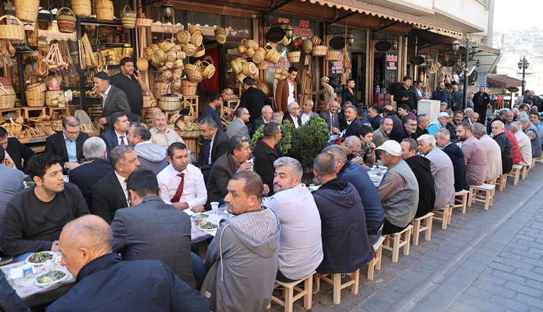 OKAY, TARİHİ ÇARŞI VE SOKAKLARIMIZ GÜN YÜZÜNE ÇIKIYOR