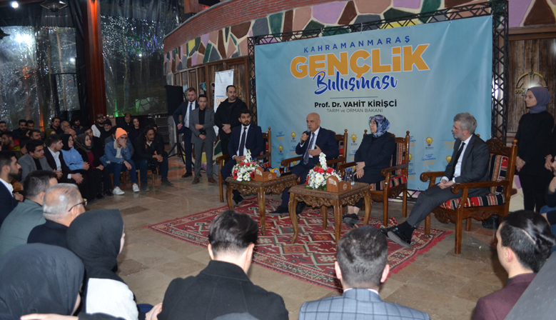 Tarım ve Orman Bakanı Kirişci, Kahramanmaraş’ta gençlerle buluştu