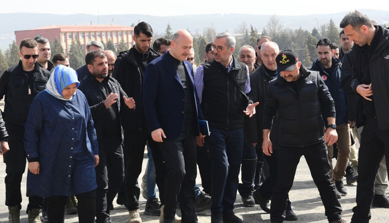 Başkan Güngör, Bakan Soylu ile Konteyner Kentte İncelemelerde Bulundu