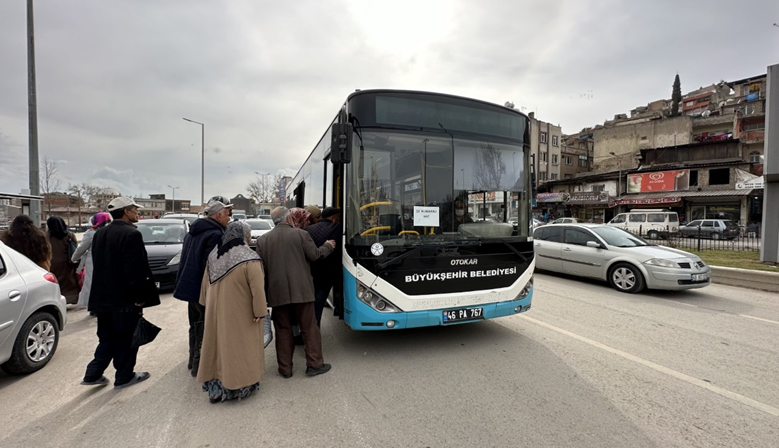 Kahramanmaraş’ta 16 Hatla Toplu Taşımaya Devam Ediyor