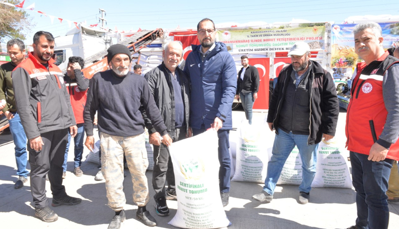 Kahramanmaraş’ta Üreticilere Nohut ve Yağlık Ayçiçeği tohumu dağıtıldı