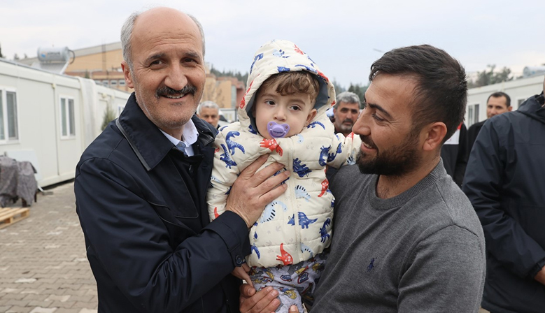 OKAY, KONTEYNIR KENTTE VATANDAŞLARI ZİYARET ETTİ