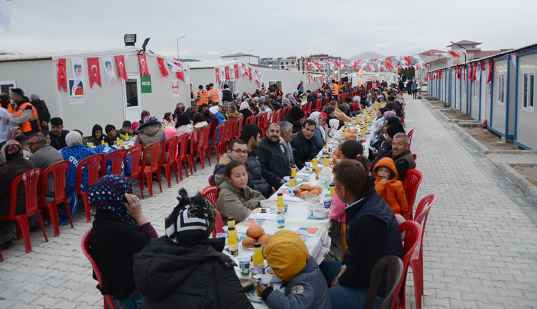 Çekmeköy Belediyesi Afşin’de İftar Programı Düzenledi