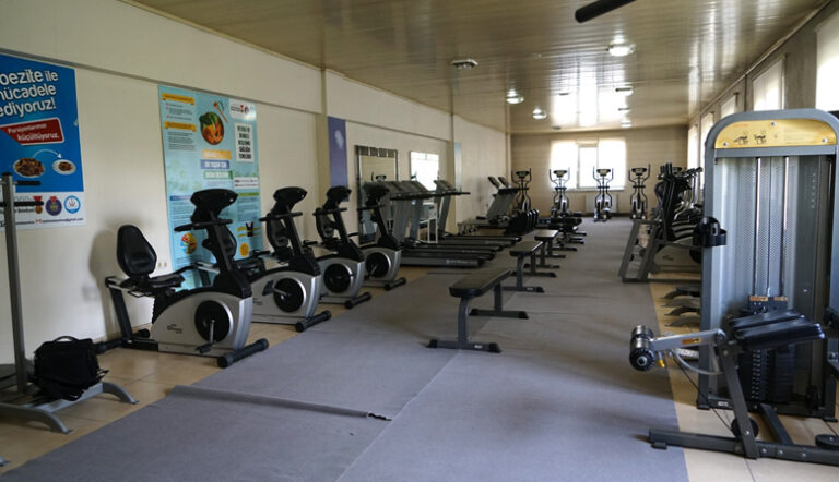 Büyükşehir’den Kadınlara Fitness ve Plates Eğitimi