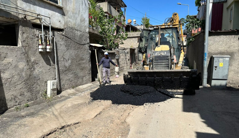DULKADİROĞLU’NDA ASFALT ÇALIŞMALARI