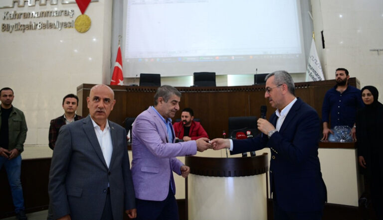 Kahramanmaraş’ta “Geçici İş Yerleri Bir Bir Teslim Ediliyor”