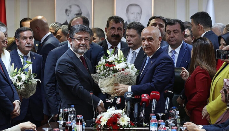 Kirişci görevi Yumaklı’ya devretti