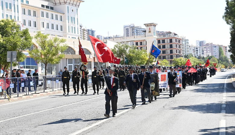 Kahramanmaraş’ta Zafer Bayramı’nın 101. Yılı Kutlandı