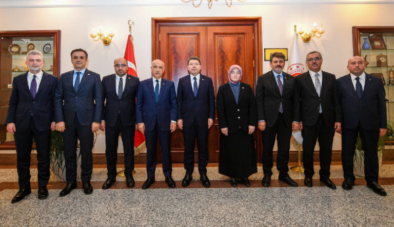 Kahramanmaraş Heyetinden Sağlık ve Adalet Bakanlarına Ziyaret