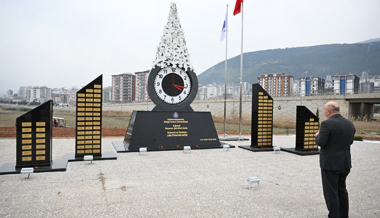 Kahramanmaraş’ta Deprem Şehitleri Anıtı Yapıldı