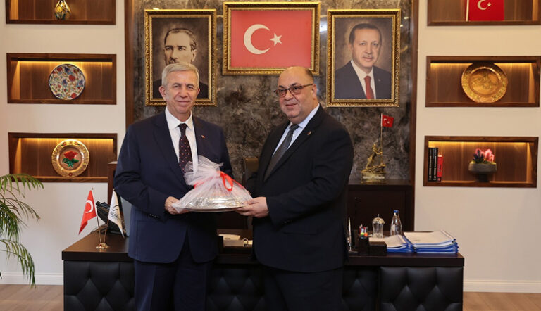 MANSUR YAVAŞ’TAN DULKADİROĞLU BELEDİYESİ’NE ZİYARET