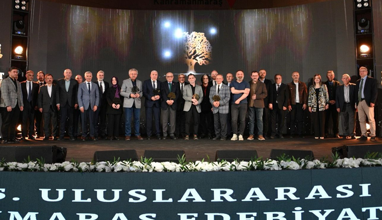 Uluslararası Şiir ve Edebiyat Günleri, Görkemli Bir Programla Final Yaptı