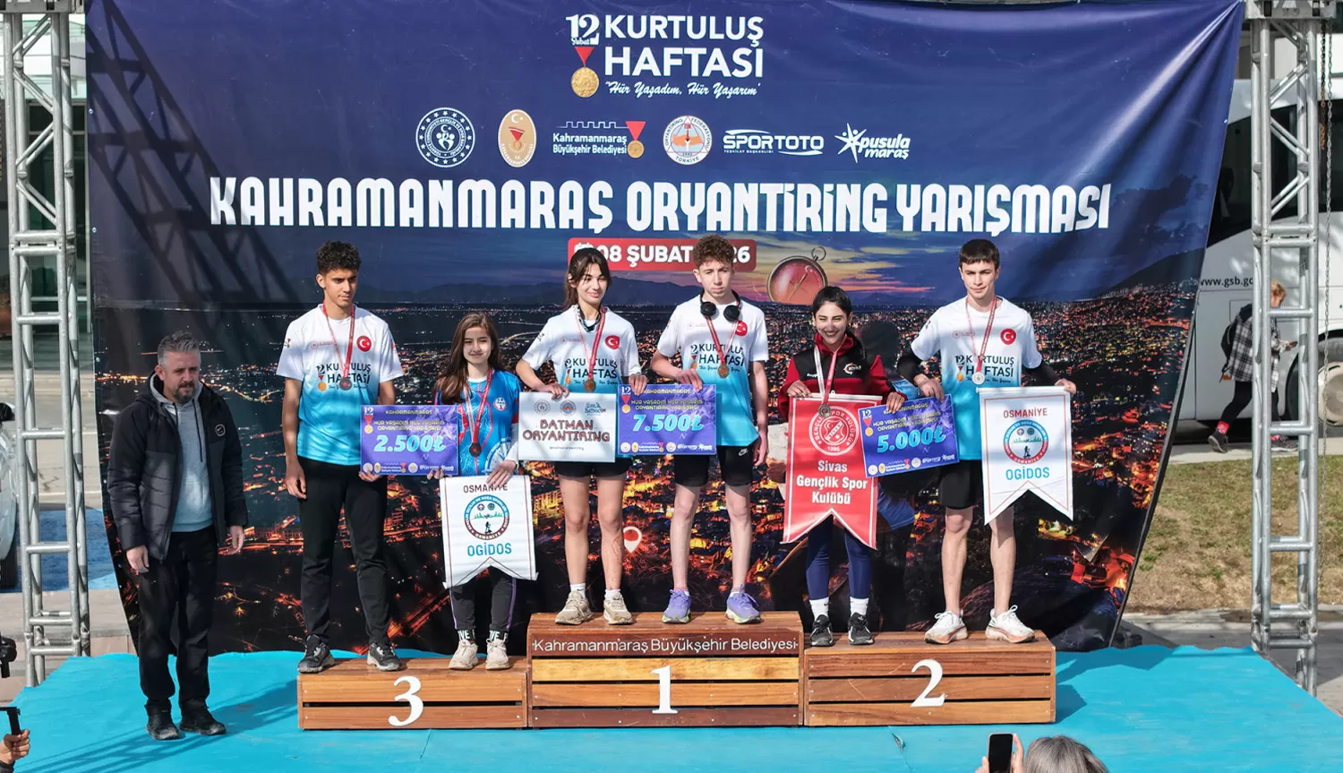 14 Şehirden 715 Sporcu, Kurtuluş Haftası İçin Kahramanmaraş’ta Yarıştı