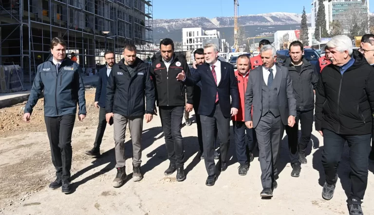 Başkan Görgel: “Hemşehrilerimin Desteğiyle Kahramanmaraş Yeniden Yükseliyor”