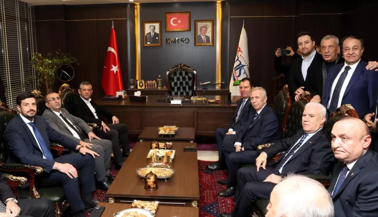 CHP Genel Başkanı Özgür Özel’den KMTSO’ya Ziyaret