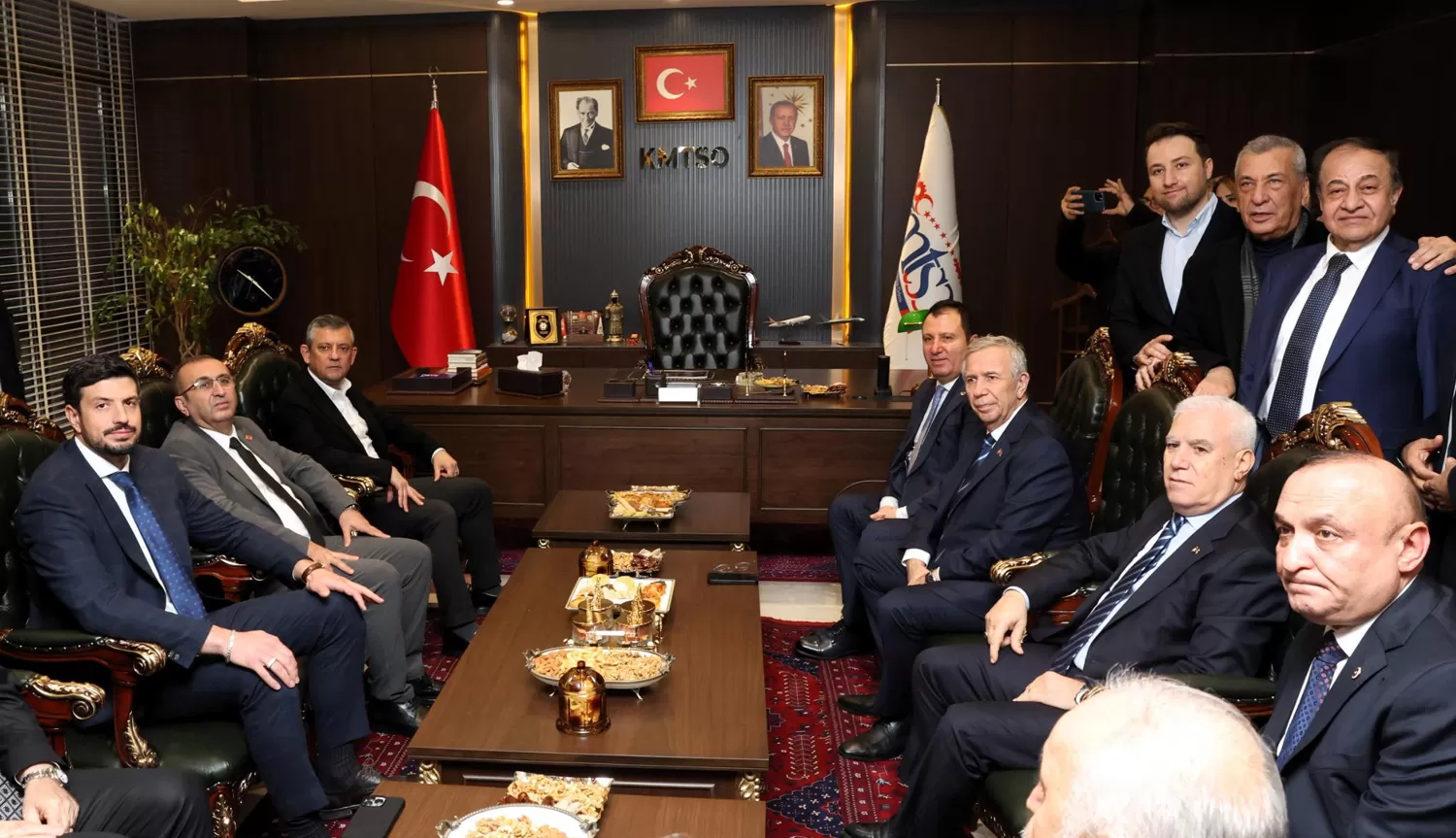 CHP Genel Başkanı Özgür Özel’den KMTSO’ya Ziyaret