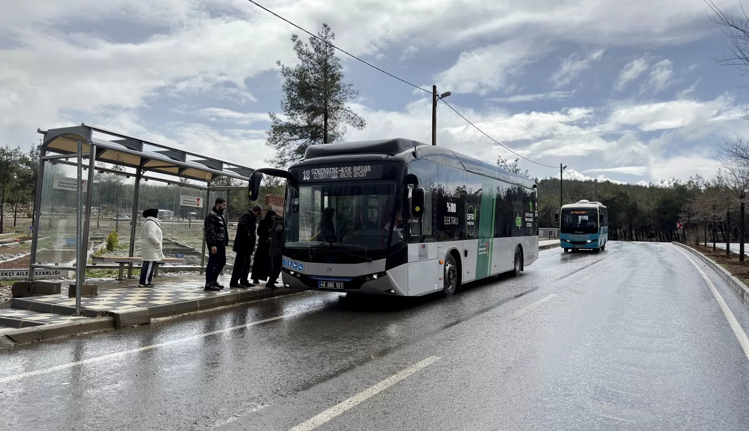 Büyükşehir, Bayramda Mezarlık Ziyaretlerini Ulaşım Desteğiyle Kolaylaştırdı