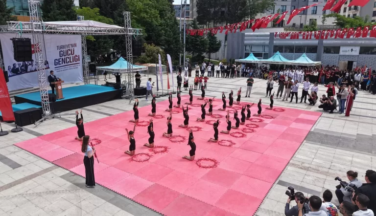 Kahramanmaraş’ta, 19 Mayıs kutlandı