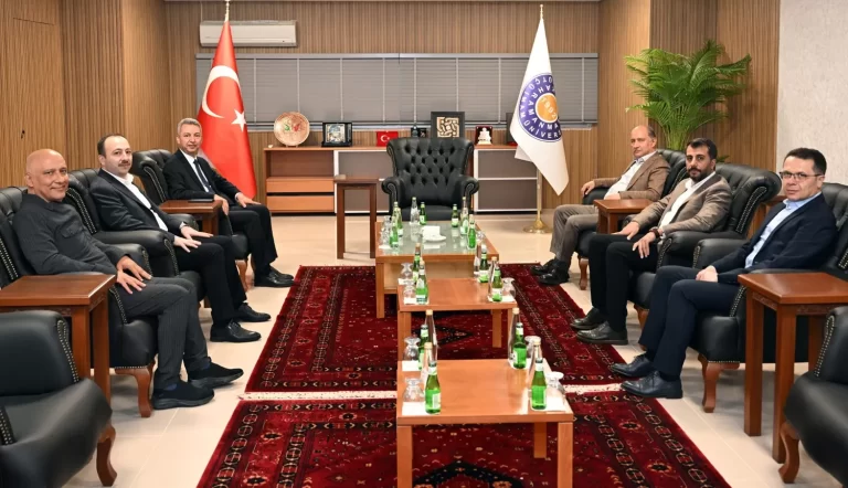 Tarım ve Orman Bakan Yardımcısı Abdulkadir Polat’tan Rektör Okumuş’a Hayırlı Olsun Ziyareti