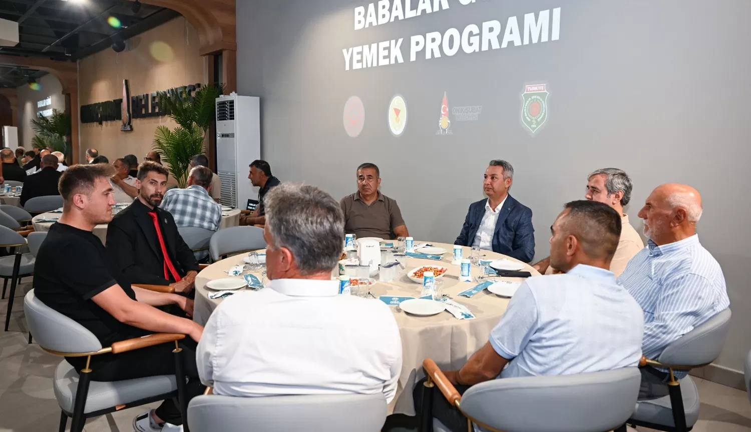 Babalar Günü Programında Şehit Yakınları, Gaziler ve Babalar Bir Araya Geldi