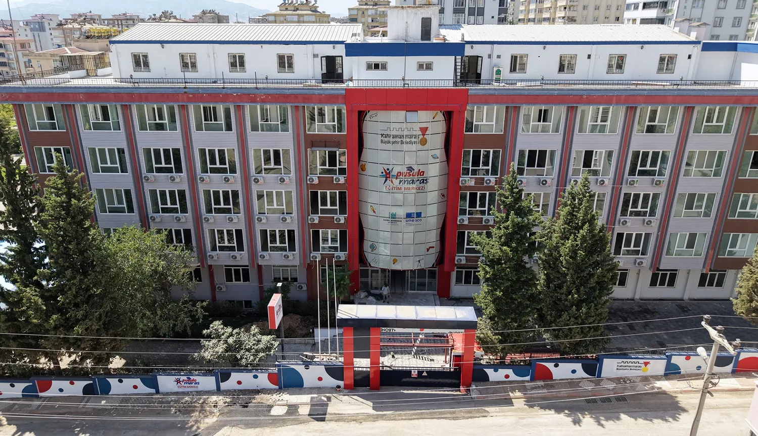 Gençlerin Sınav Hazırlığında Yeni Adresi; Pusula Maraş Eğitim Merkezi