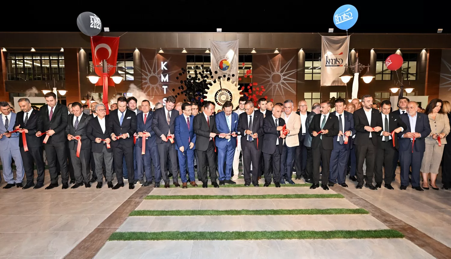 KMTSO Yeni Hizmet Binası Törenle Açıldı