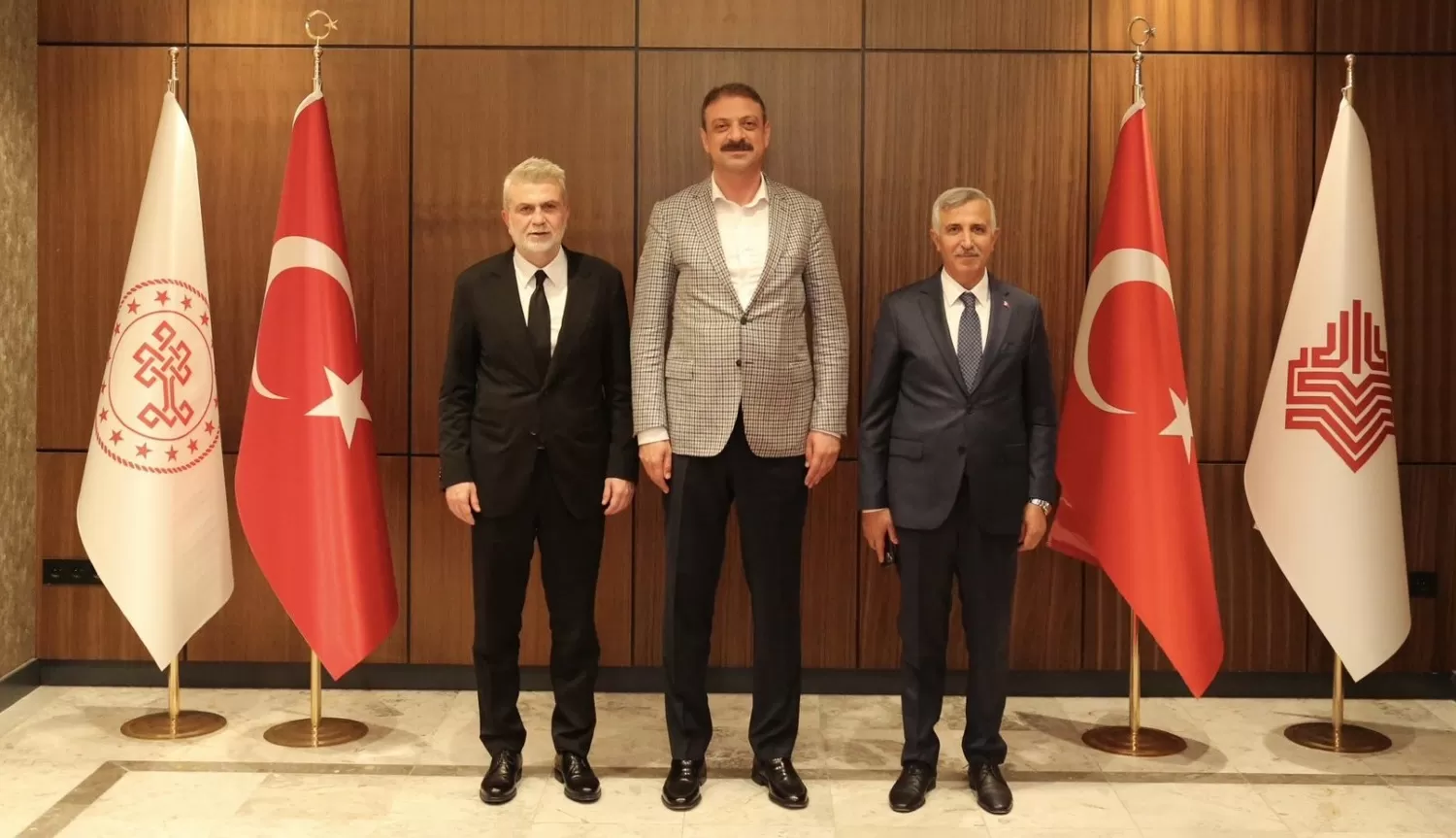 Vali Ünlüer ve Başkan Görgel’den Vakıflar Genel Müdürlüğü’ne ziyaret